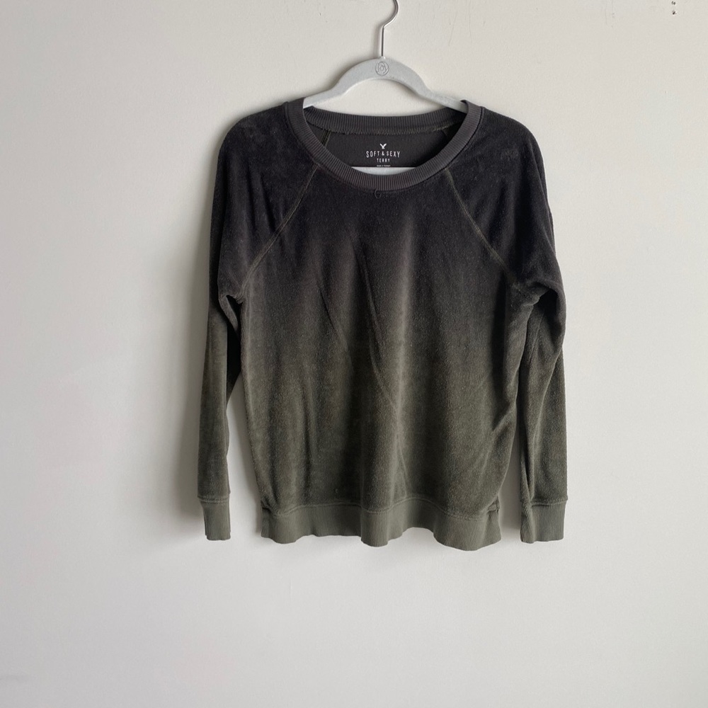 AE Soft & Sexy Ombré Crewneck Terry Sweater EUC
